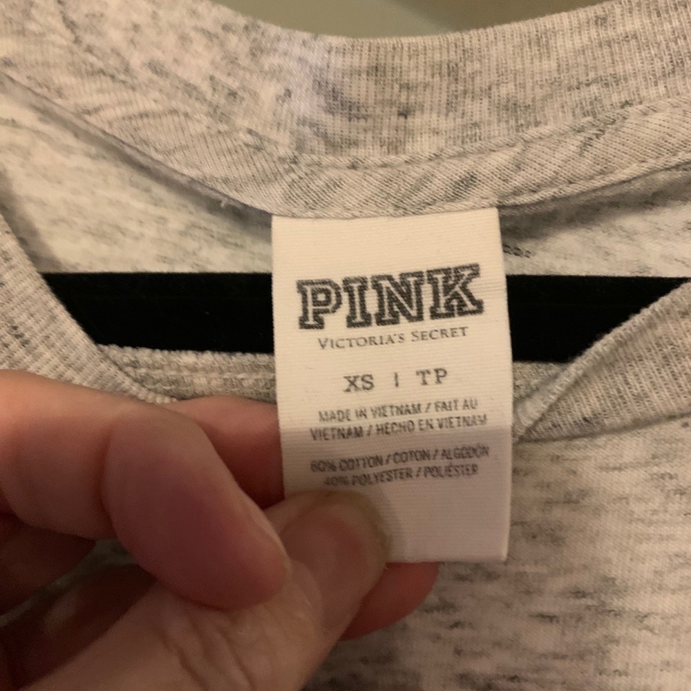 Vs pink shirt
